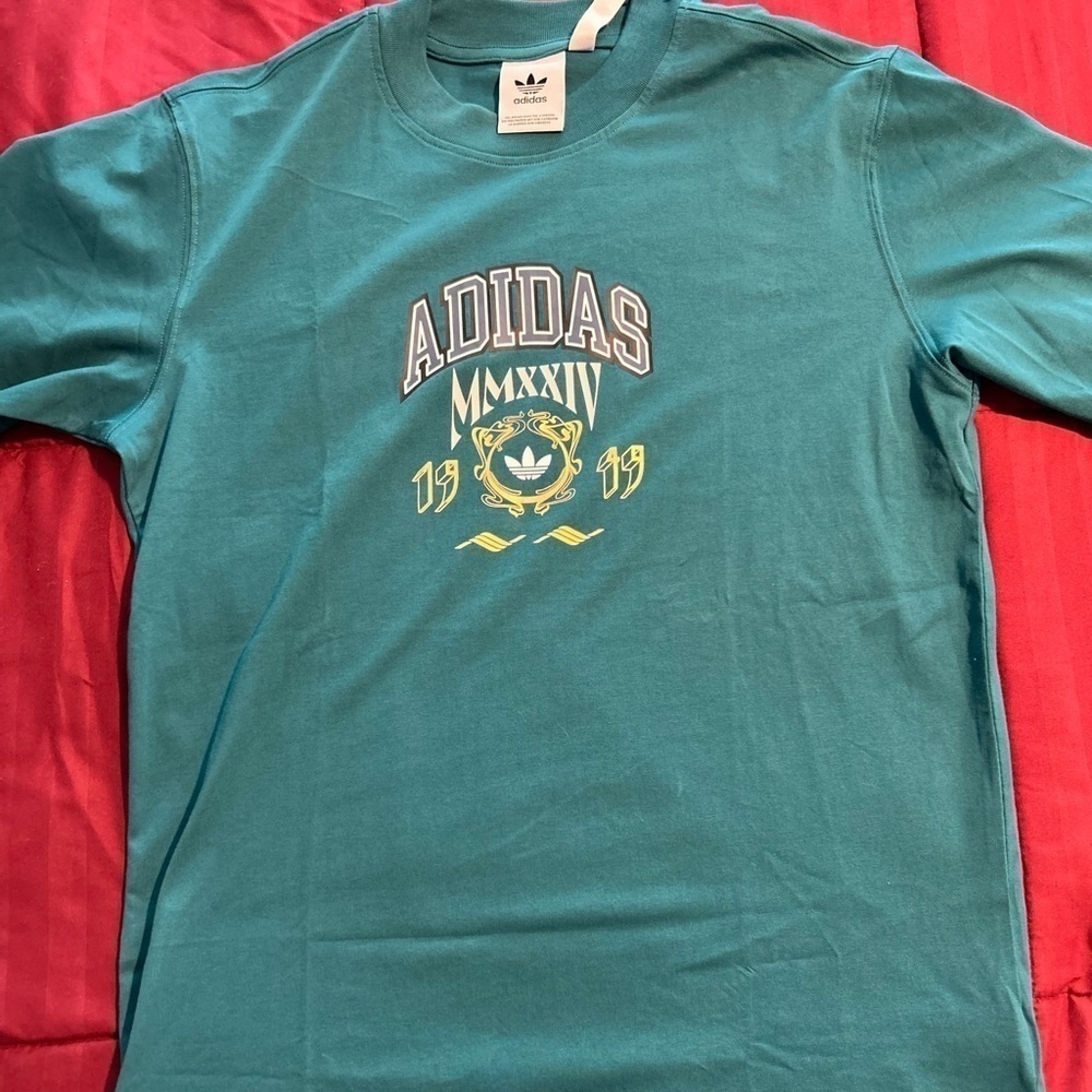 Men’s Adidas T-shirt